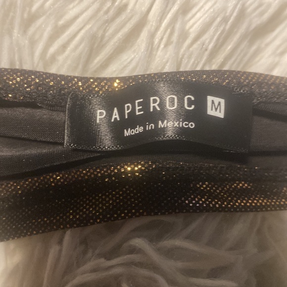 Paperoc Halter Crop Top - Picture 4 of 4